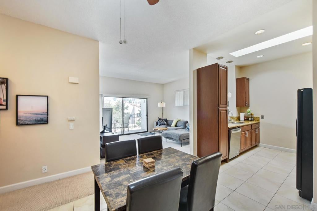 8310 Regents Rd 3E