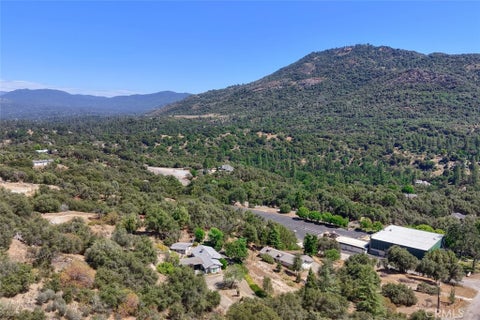 Tiny photo for 46316 Eastwood DR S, Oakhurst, CA 93644 (MLS # MP26157990)