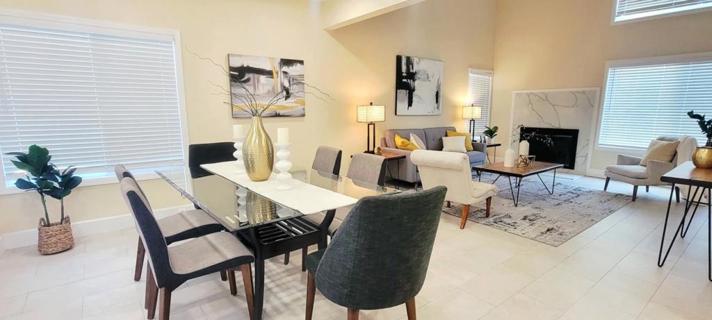 1146 Rosebriar Way