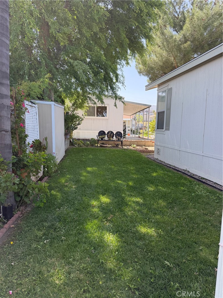 27361 Sierra Hwy. 119