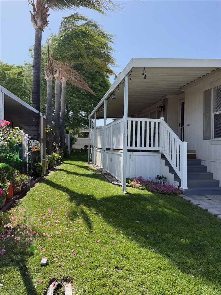 27361 Sierra Hwy. 119