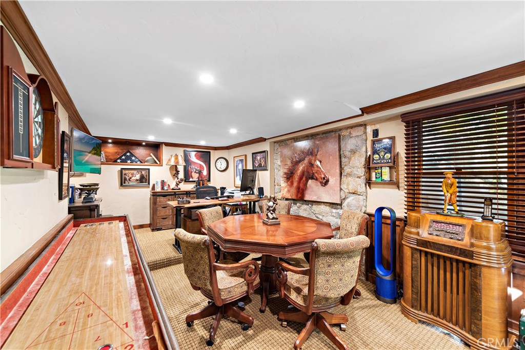 Arrowhead Woods (AWHW) - Residential Lease