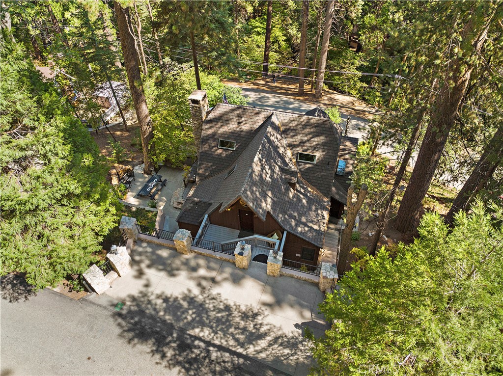 Arrowhead Woods (AWHW) - Residential Lease