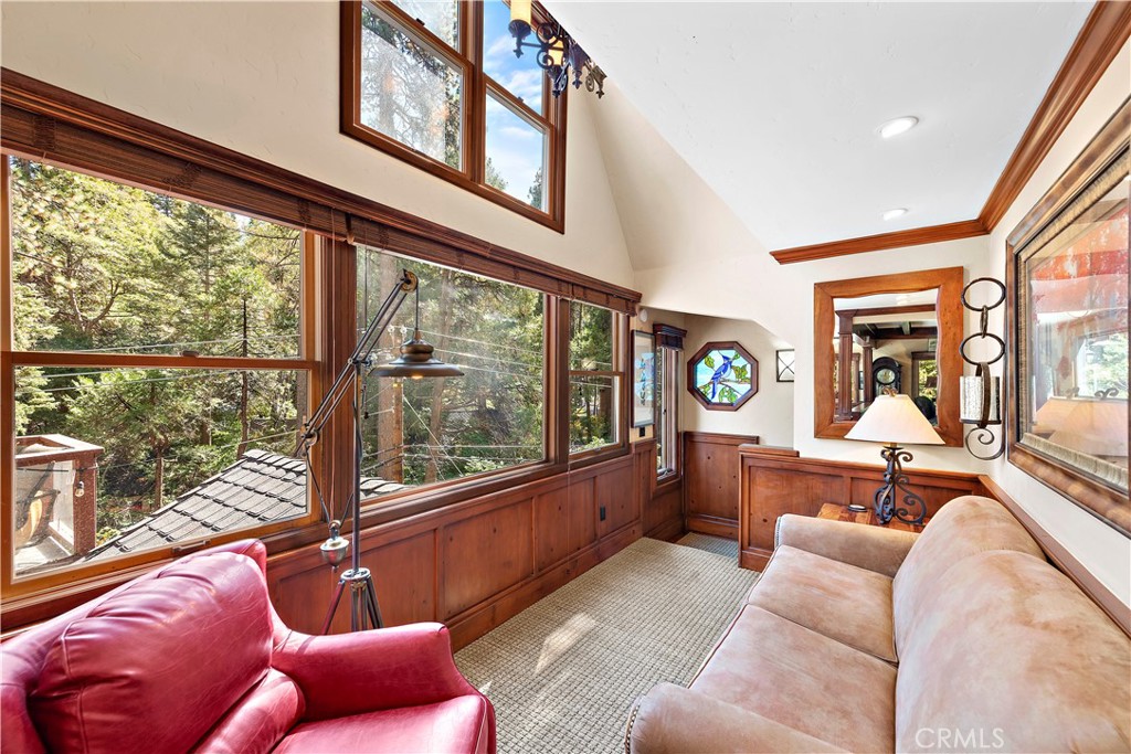 Arrowhead Woods (AWHW) - Residential Lease