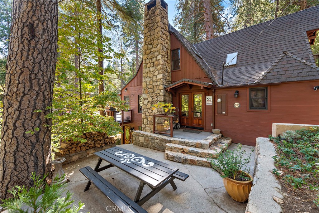 Arrowhead Woods (AWHW) - Residential Lease
