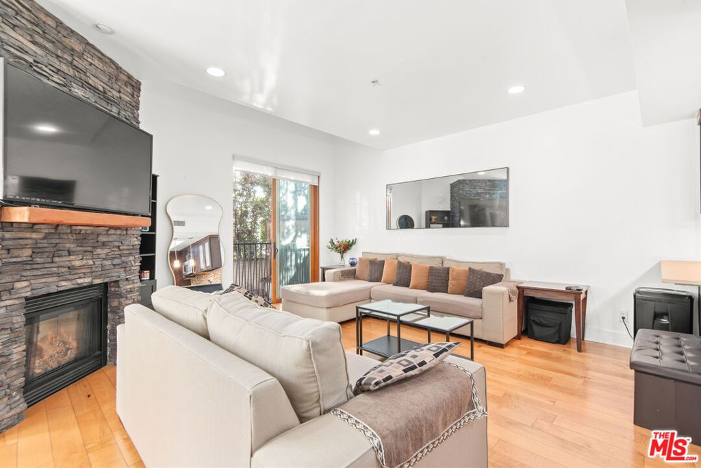 Photo of 1327 Euclid Street #4, Santa Monica, CA 90404 (MLS # 26660813)