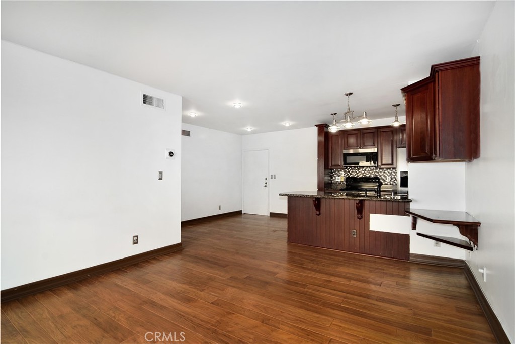 355 S Madison Avenue 310