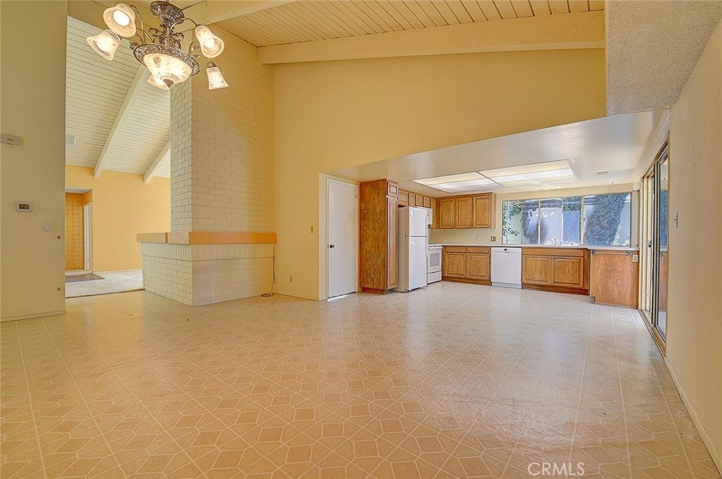 24186 Elrond Lane, Lake Forest CA 92630 - Photo 10