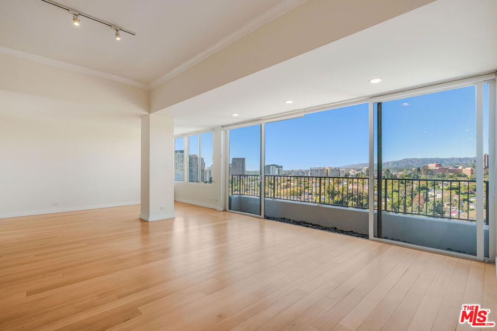 Photo of 10501 Wilshire Boulevard #1701, Los Angeles, CA 90024 (MLS # 26649095)