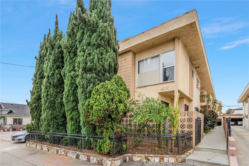 4376 W 134th Street
