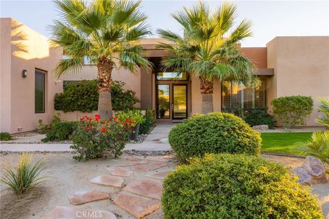 Photo of 15 Via Montagna, Rancho Mirage, CA 92270 (MLS # SW26009870)