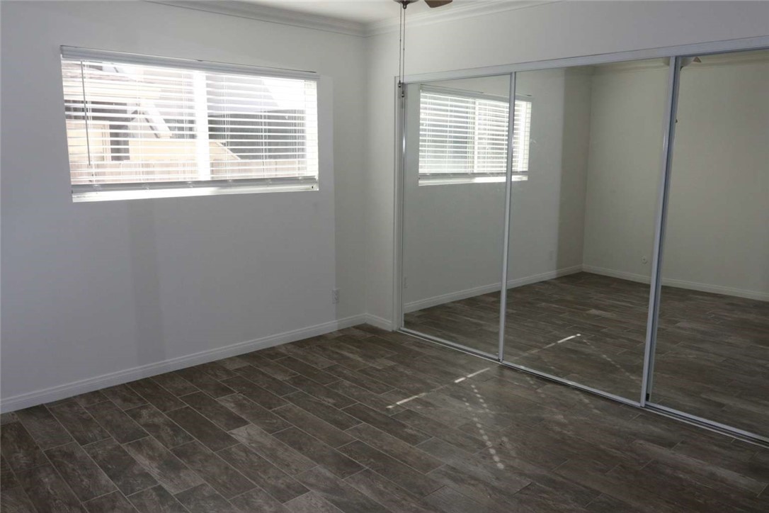 111 N Calle Seville A