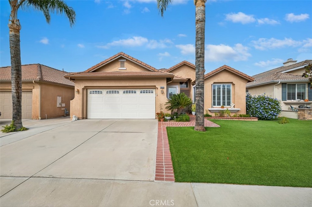 Rancho Belago **** PLEASE see Virtual Tour***
Well-regarded 55+ community! Escape the congestion and noise. Enjoy the peace of this gated Moreno Valley community with 265 thoughtfully single-family homes. Perfect for downsizing and retirement. The fully upgraded home features beautiful earth-tone interiors, many upgrades, including new carpet, an upgraded kitchen, and bathrooms. Spacious hallways and bathrooms provide easy maneuverability, accommodating mobile needs if needed. Fully landscaped front and back yards are low-maintenance with a serene golf course view. Enjoy the pleasure of walking your four-legged friend in a secure, welcoming community with peaceful surroundings. Residents enjoy a host of amenities: swimming pool, jacuzzi, clubhouse, workout room, tennis courts, and pickleball. With ongoing monthly activities, this community combines comfort, security, and an active lifestyle. A true place to call home.
Thank you for showing!.