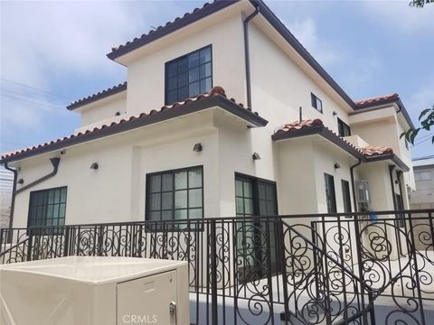 Photo of 1423 Franklin Street #1, Santa Monica, CA 90404 (MLS # SR26071191)