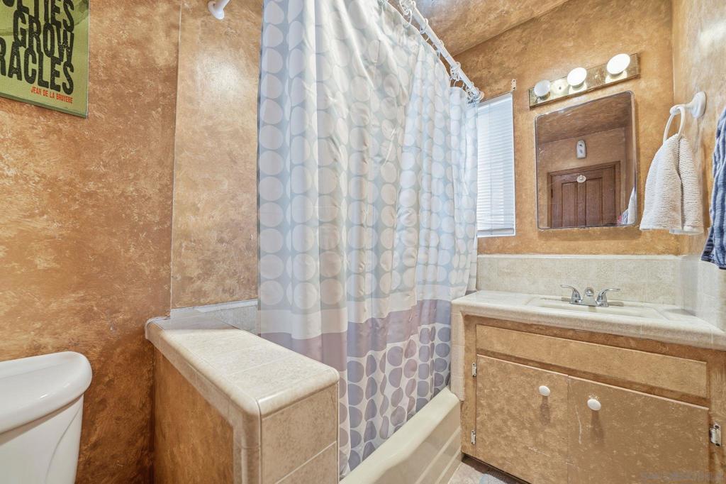 La Mesa - Residential