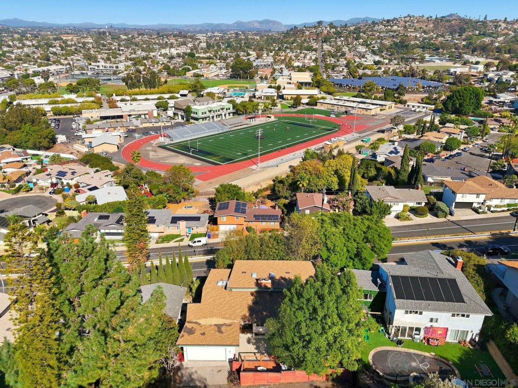 La Mesa - Residential