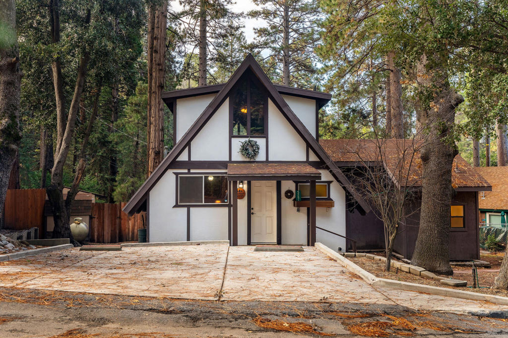 52515 Sunset Drive