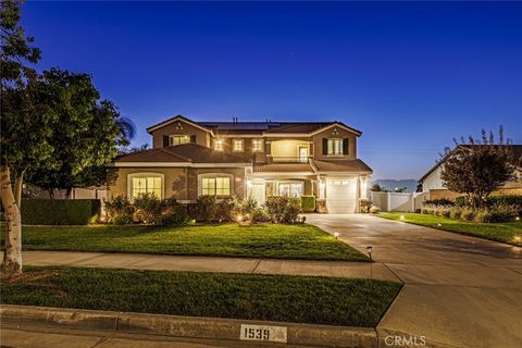 Photo of 1539 Carmel Court, Redlands, CA 92374 (MLS # CV25275918)