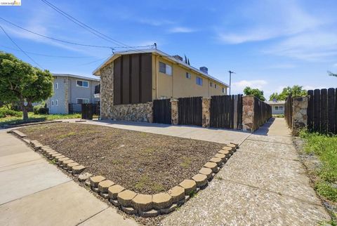 Photo of 3513 Fairview DR, Antioch, CA 94509 (MLS # 41134379)