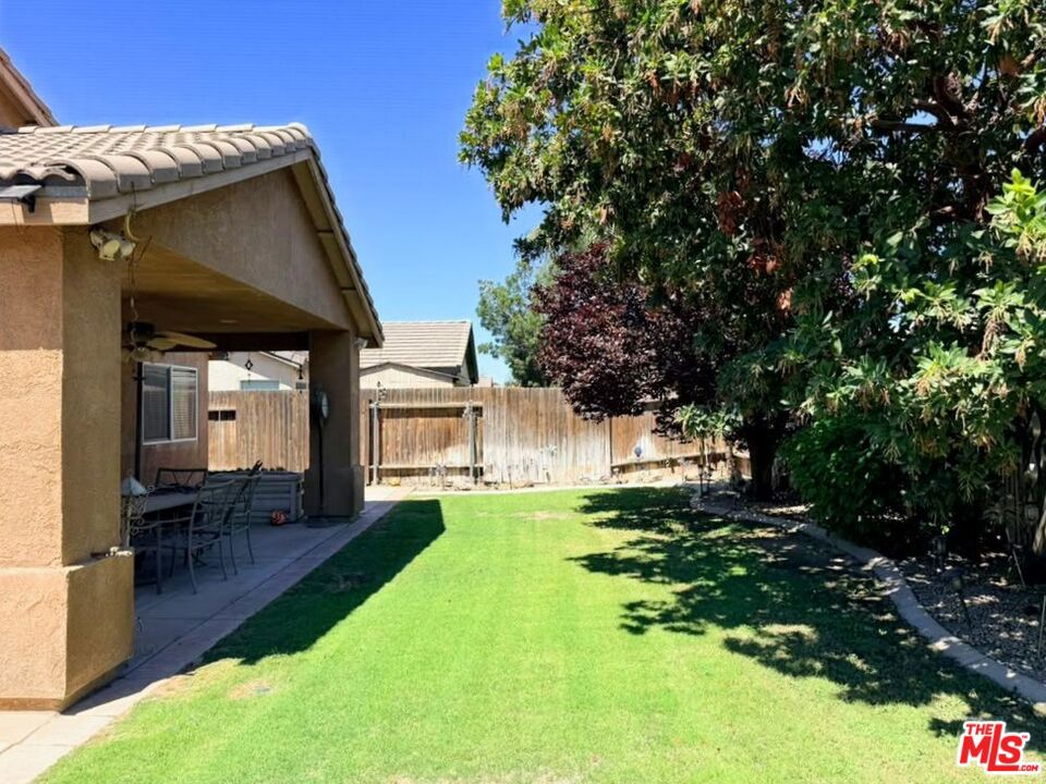 5116 Silver Clover Avenue