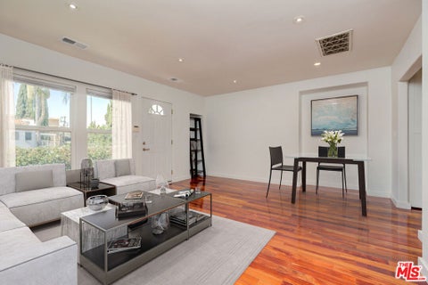 Photo of 932 S Shenandoah Street #5, Los Angeles, CA 90035 (MLS # 26837913)