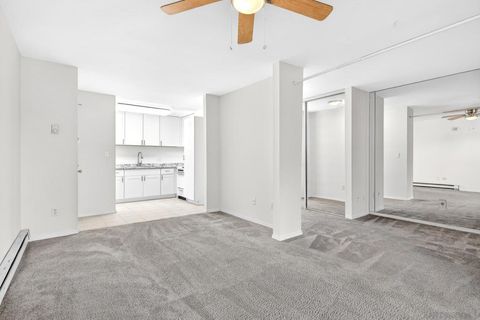 Photo of 1621 S Hotel Circle Cir #E120, San Diego, CA 92108 (MLS # 260007264SD)