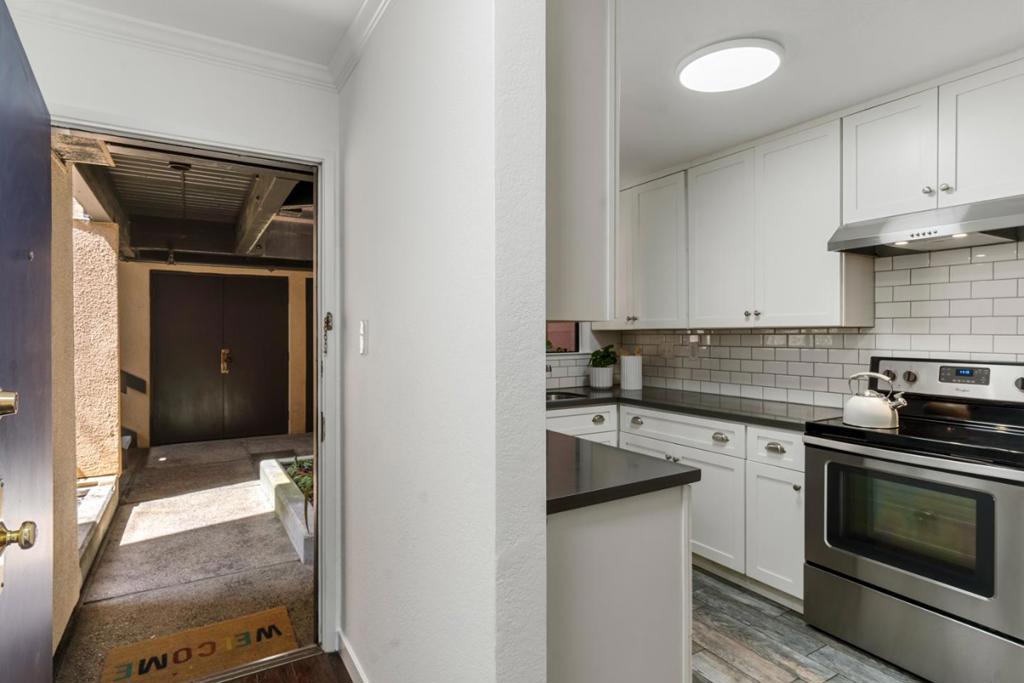 1 Laurel Street 100