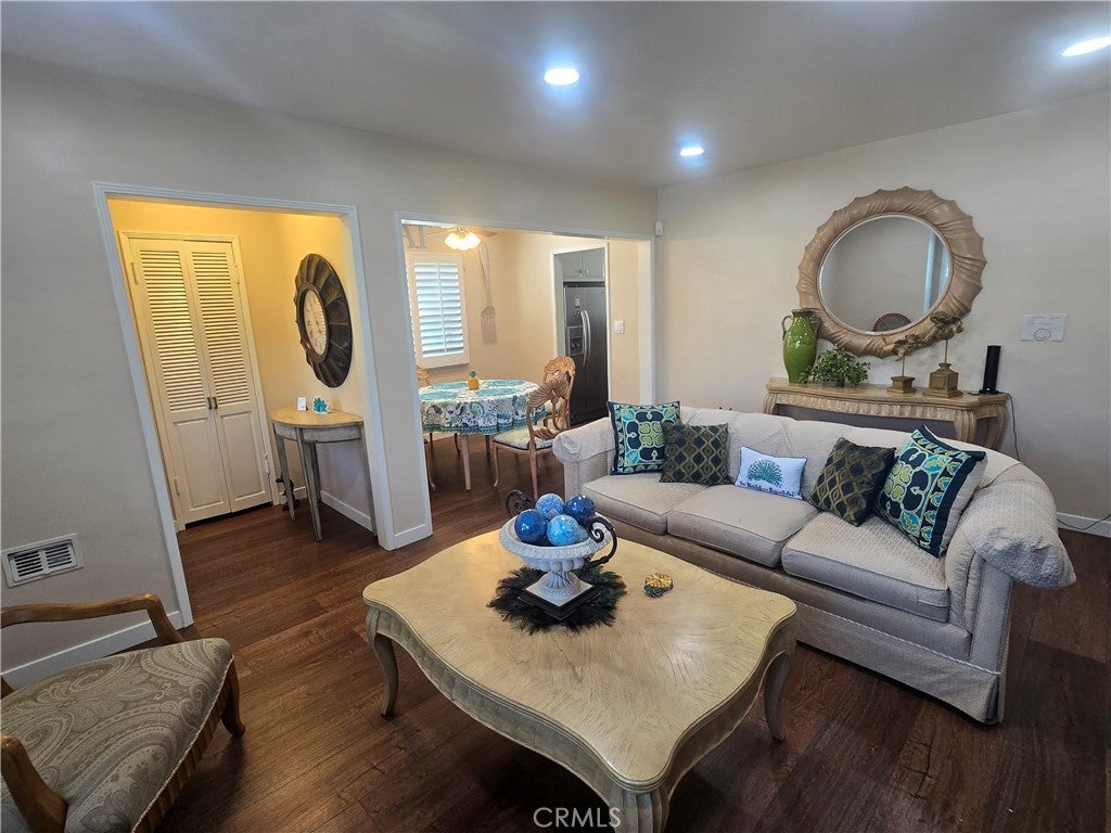 10613 Shellyfield