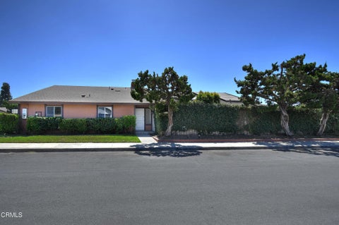 Photo of 963 Palmer Avenue, Camarillo, CA 93010 (MLS # V1-38660)