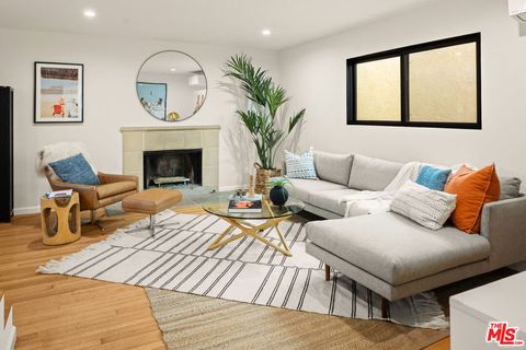 Photo of 2613 5th Street, Santa Monica, CA 90405 (MLS # 26672891)