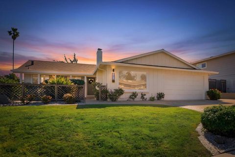 Photo of 1574 Guadalajara Drive, San Jose, CA 95120 (MLS # ML82037638)