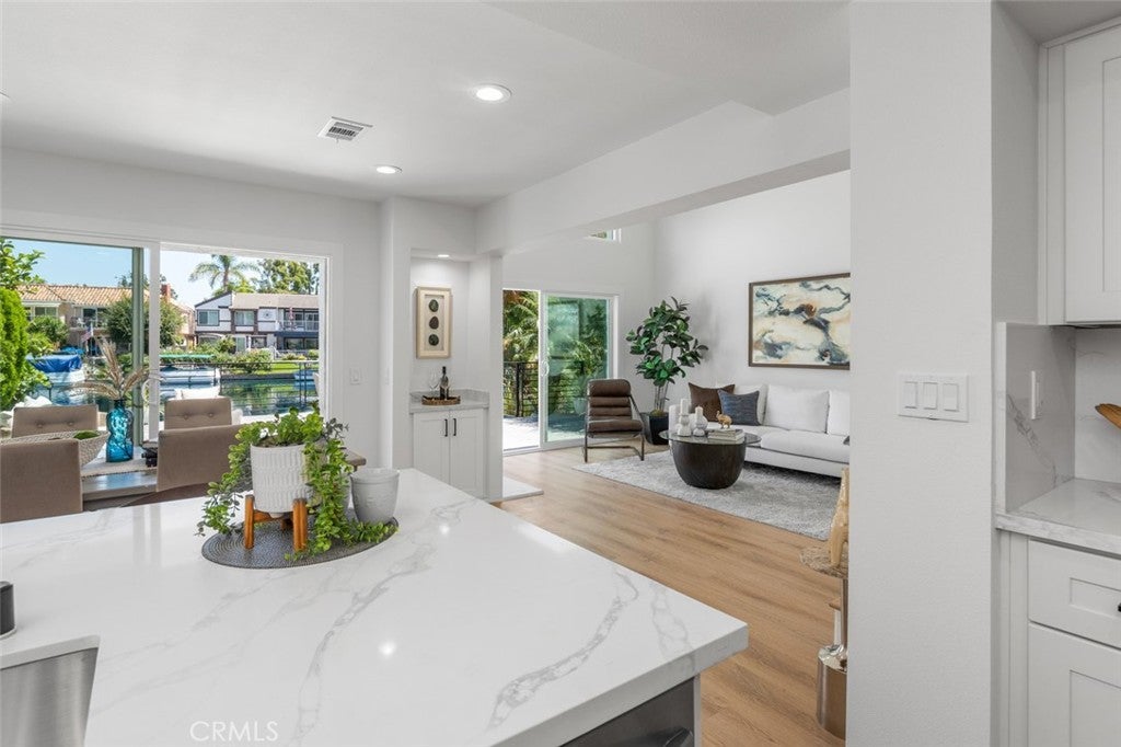 22627 Lakeside Lane, Lake Forest CA 92630 - Photo 11
