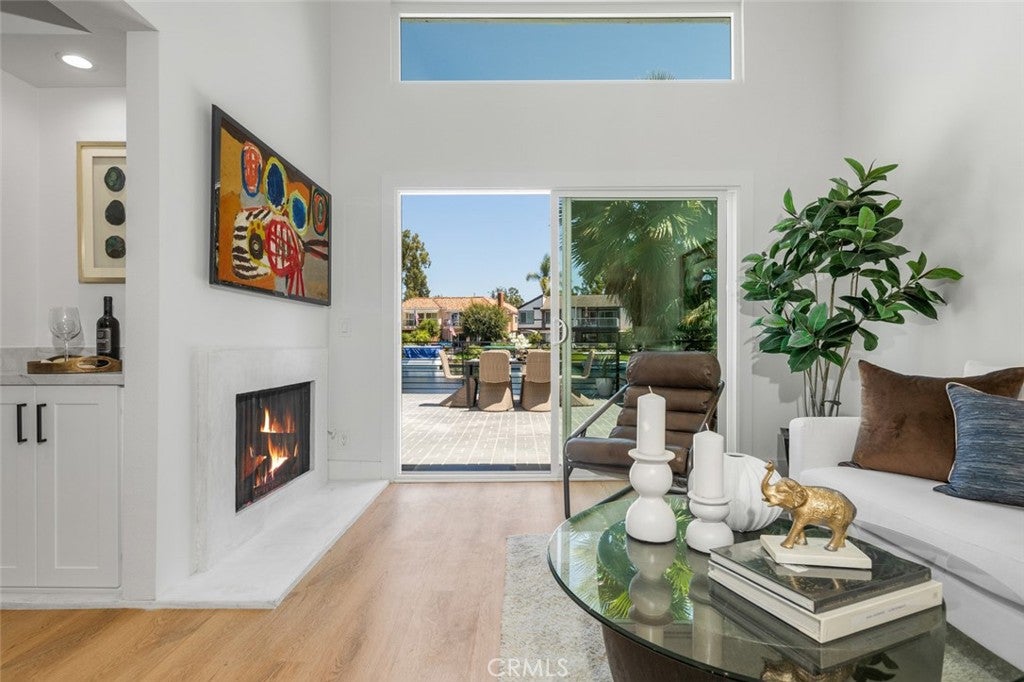 22627 Lakeside Lane