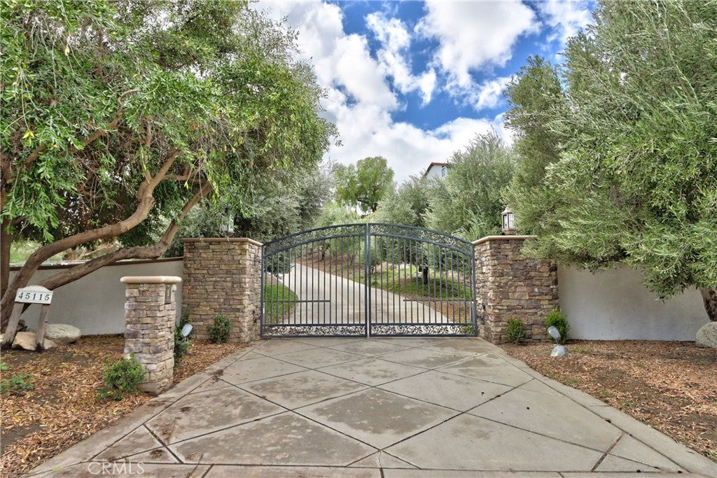 45115 Los Caballos Road