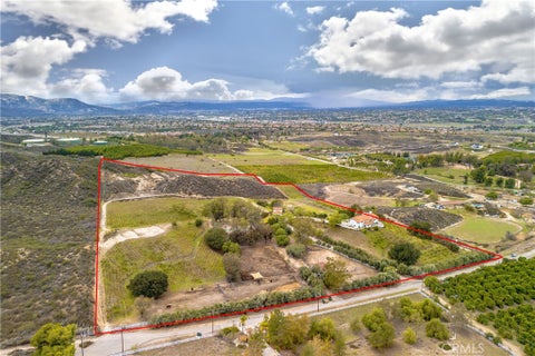 Tiny photo for 45115 Los Caballos Road, Temecula, CA 92592 (MLS # SW26229612)