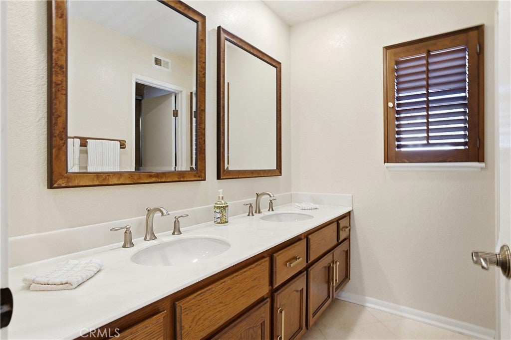 27411 Betanzos, Mission Viejo CA 92692 - Photo 39