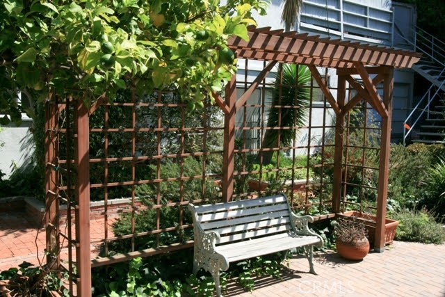 1416 Manhattan Beach