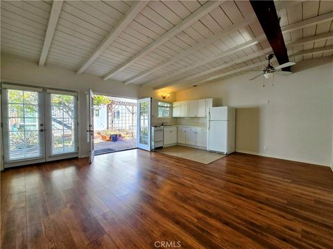 Photo of 1416 Manhattan Beach Blvd, Manhattan Beach, CA 90266 (MLS # SB26038736)