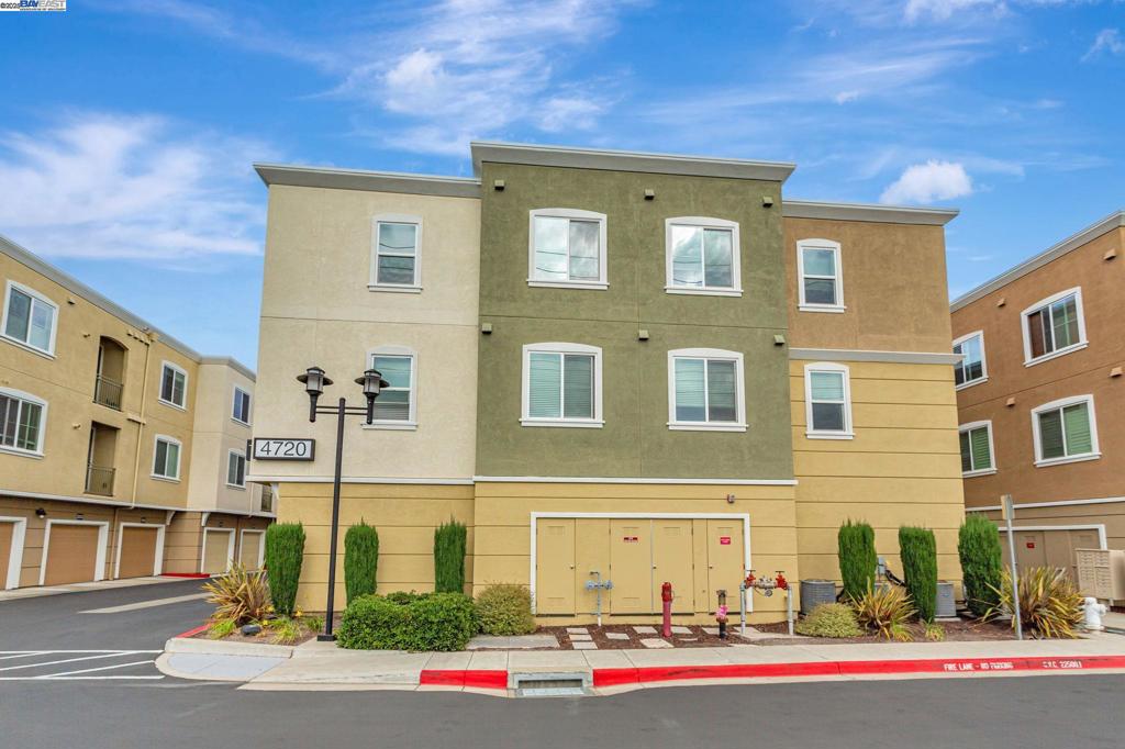 4720 Norris Canyon Rd 206