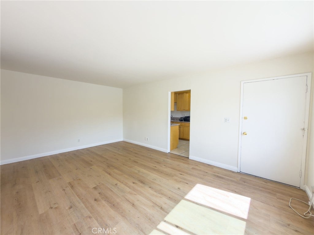 3030 Vineland 3
