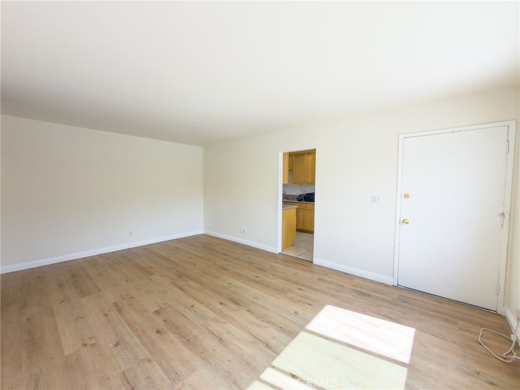 3030 Vineland 3