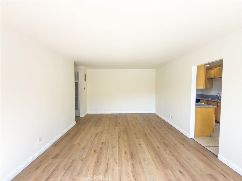 3030 Vineland 3