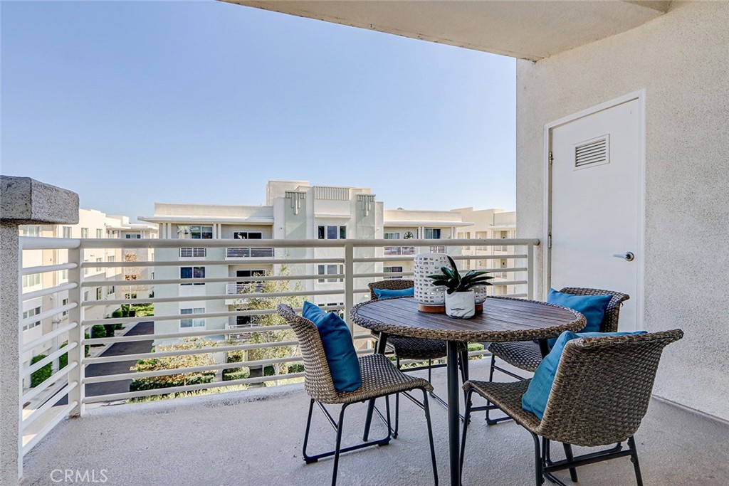 13029 Central Avenue 401