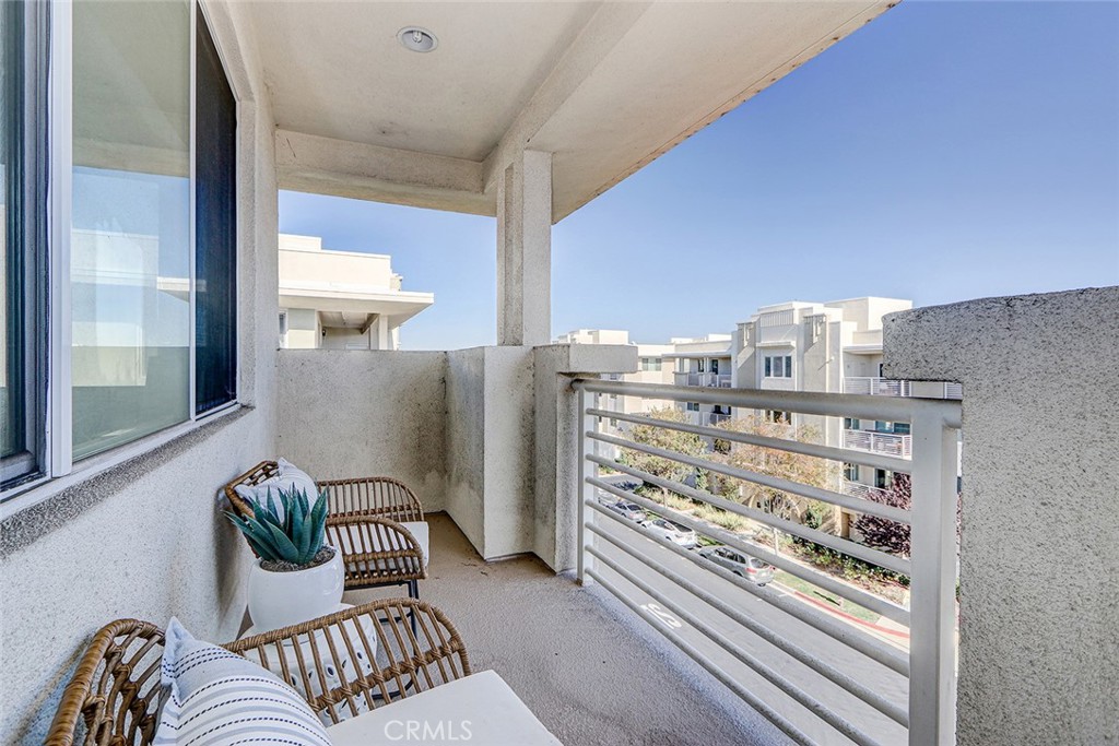 13029 Central Avenue 401