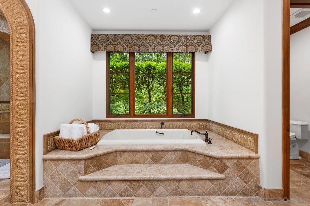 Rancho Santa Fe - Residential