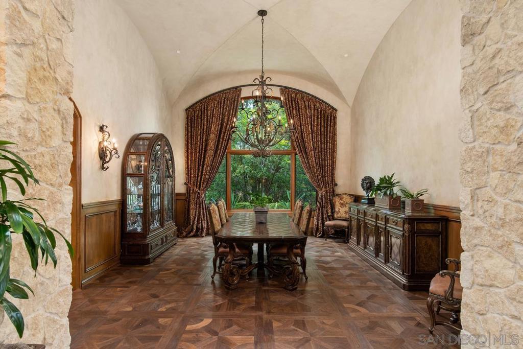 Rancho Santa Fe - Residential