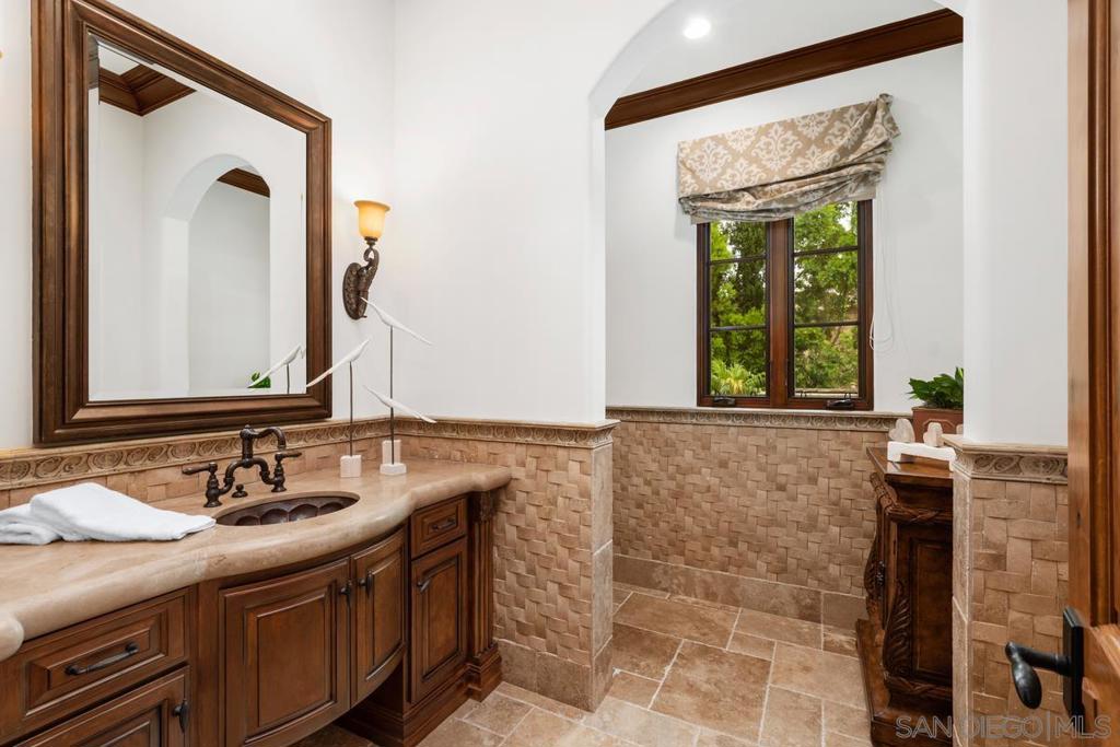 Rancho Santa Fe - Residential