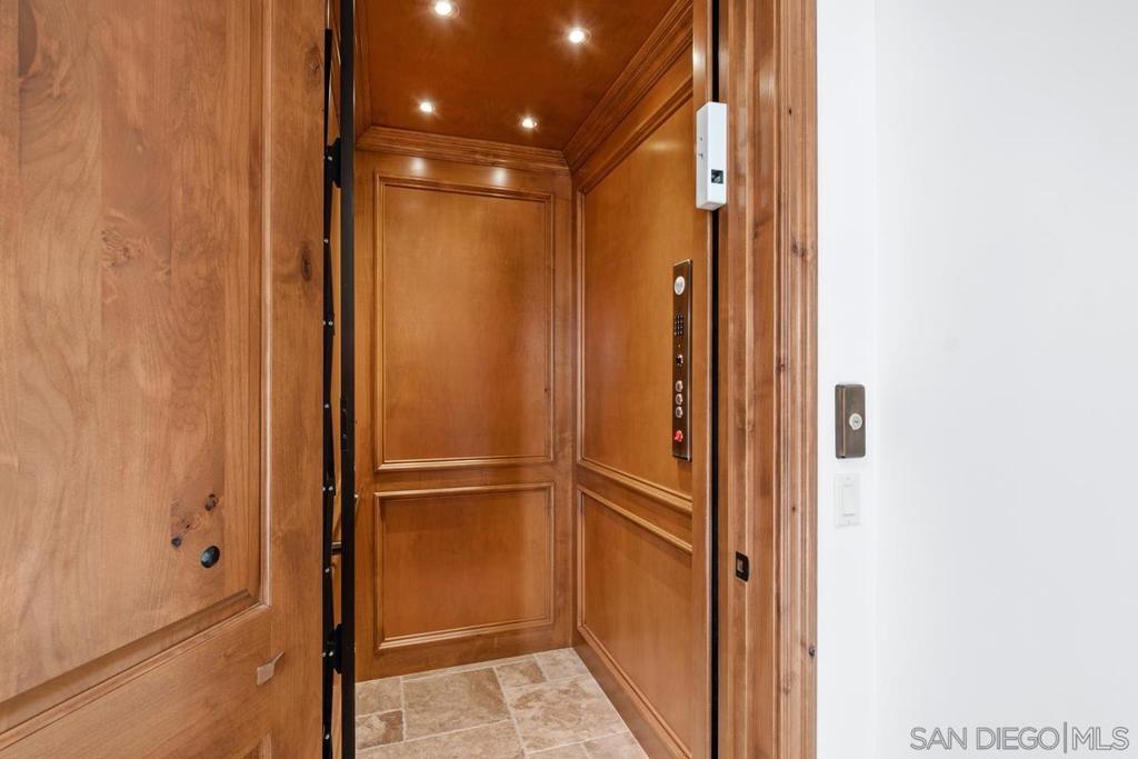 Rancho Santa Fe - Residential