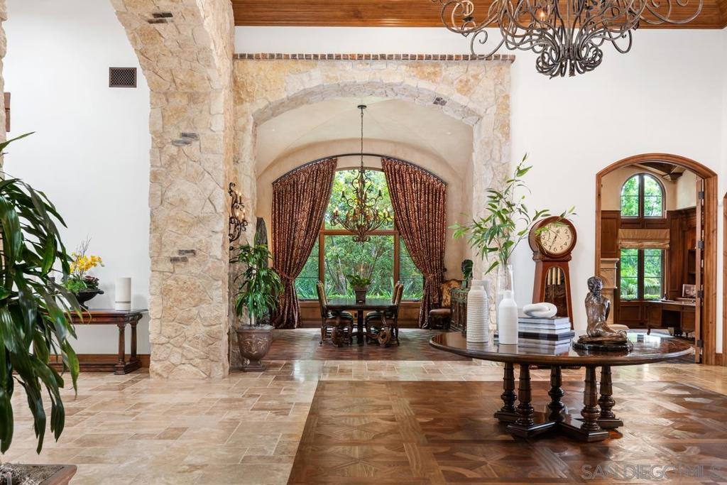 Rancho Santa Fe - Residential