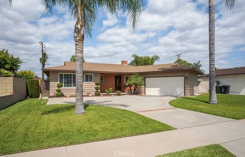Photo of 1113 W Ituni St, West Covina, CA 91790 (MLS # CV26094748)